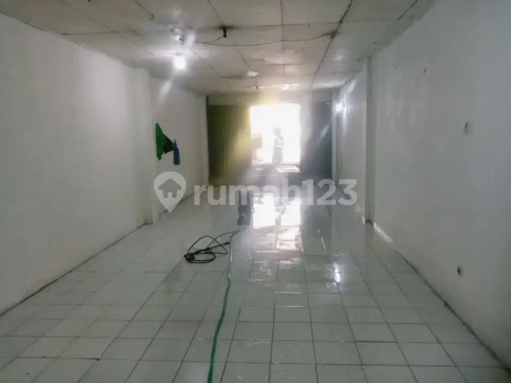 Dijual Cepat Ruko Pinggir Jalan Sultan Hasanudin Super Bagus