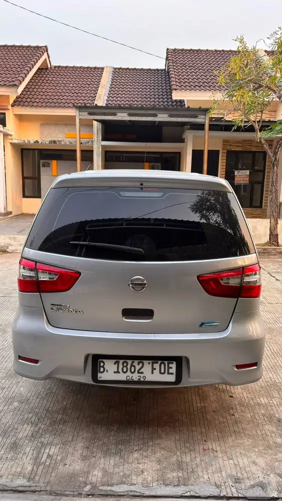 Nissan Livina SV CVT NIK 2014 Service Record