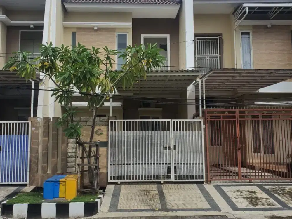 Disewakan Rumah Minimalis 2 Lantai Siap Huni di Kutisari Indah Utara Surabaya