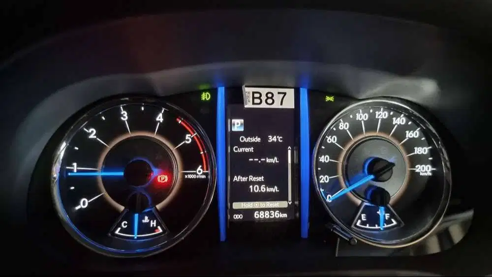 toyota fortuner (2019)