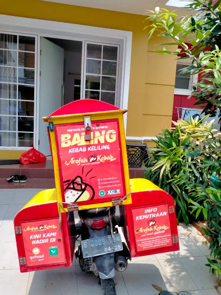 Di butuhkan jualan kebab pakai motor