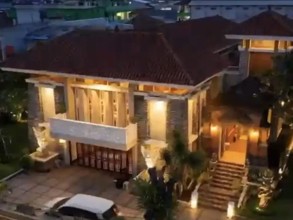 RUMAH MEWAH LUXURY SENTUHAN STYLE BALI DENGAN LAHAN SUPER LUAS DI CITRA GARDEN2 JAKARTA BARAT