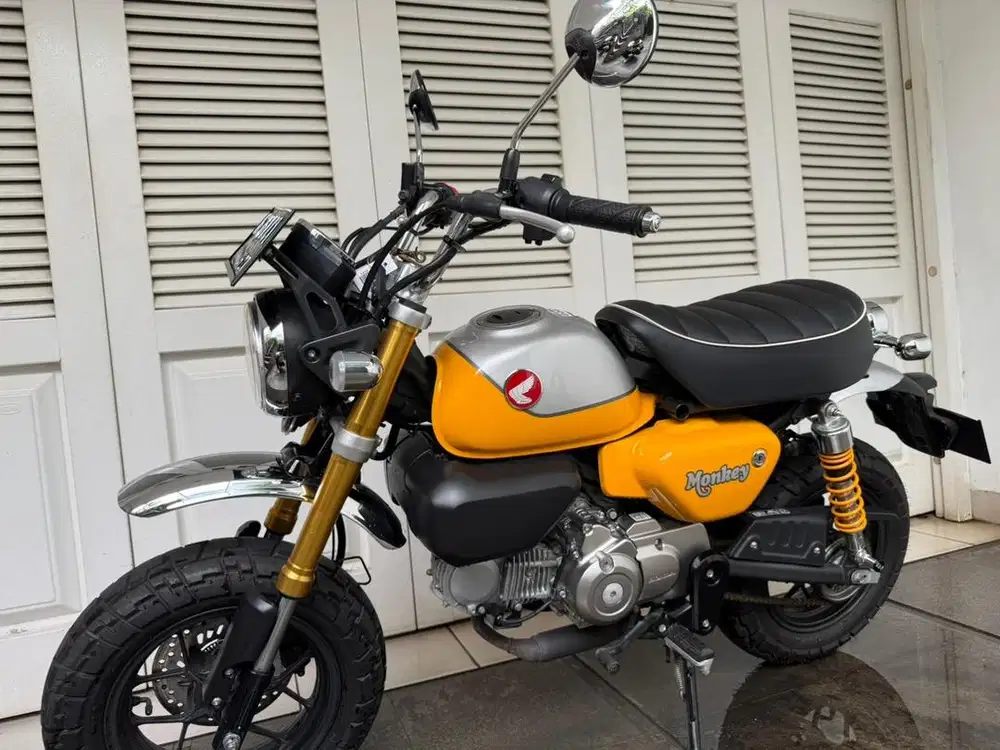 Honda Monkey Z125 Banana Yellow 2022