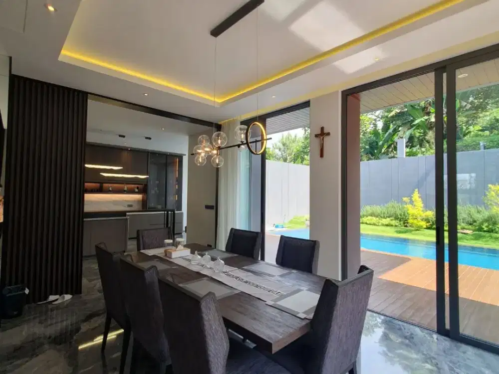 Rumah Modern Luxury With Swimming Pool di Resor Dago Pakar