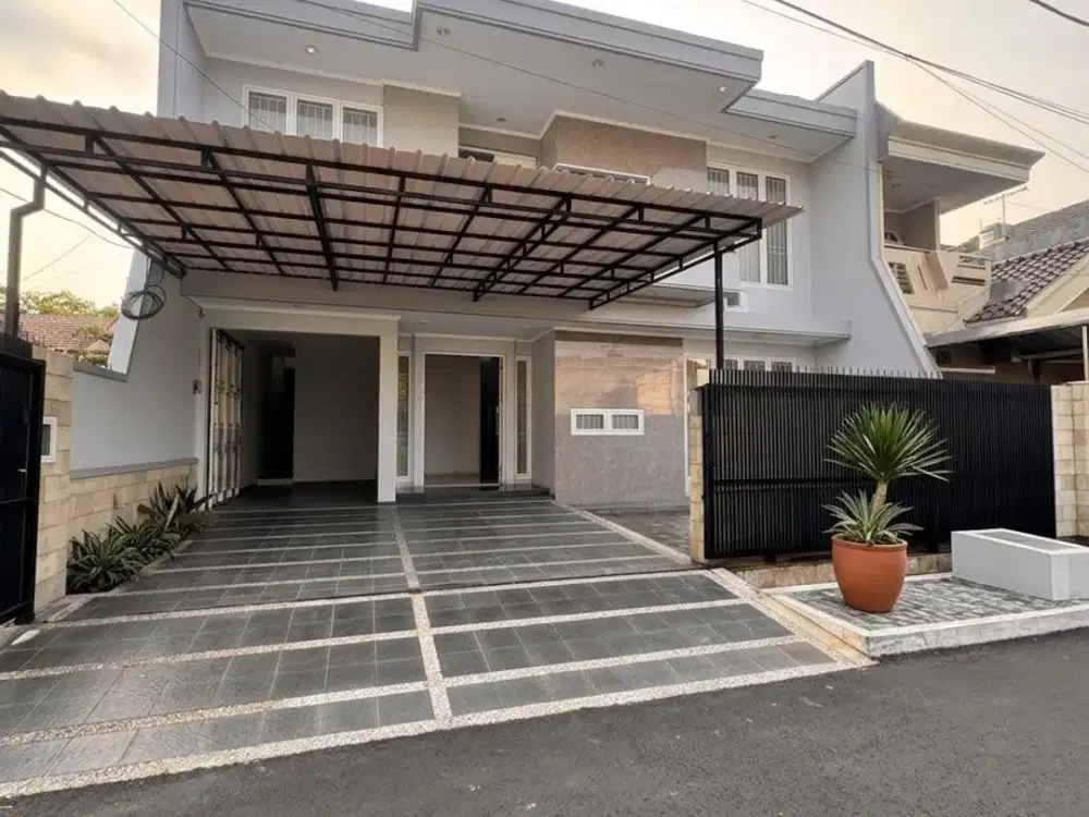 BW98 DIJUAL RUMAH BAGUS SIAP HUNI SEMI FURNISH DI DHARMAHUSADA INDAH