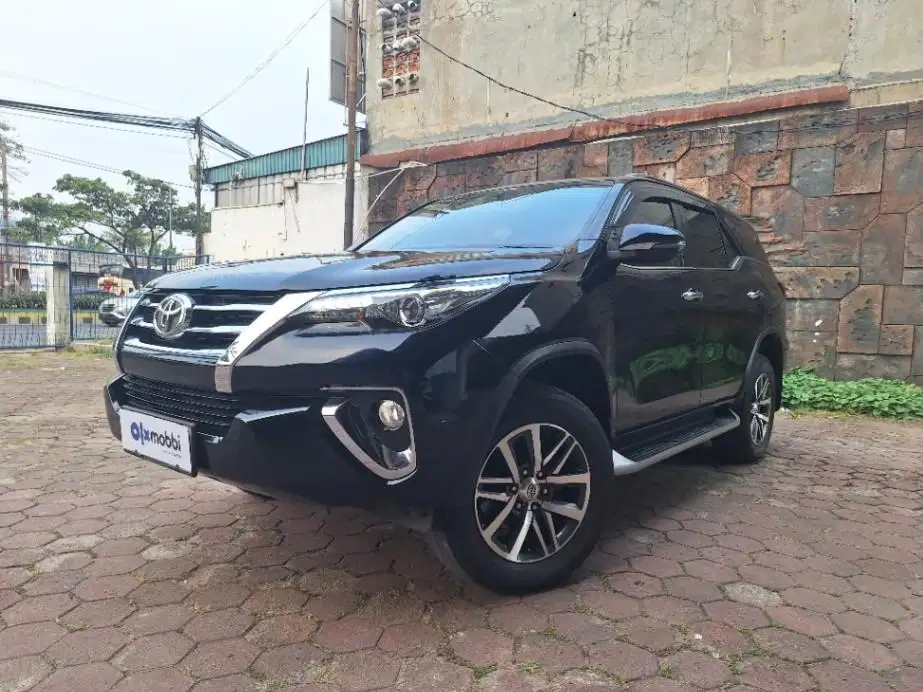DP MURAH Toyota Fortuner 2.4 4x2 VRZ Solar-AT 2017  CUJPB