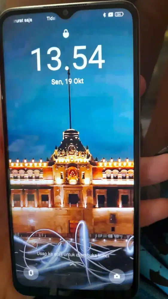 Handphone oppo a77s