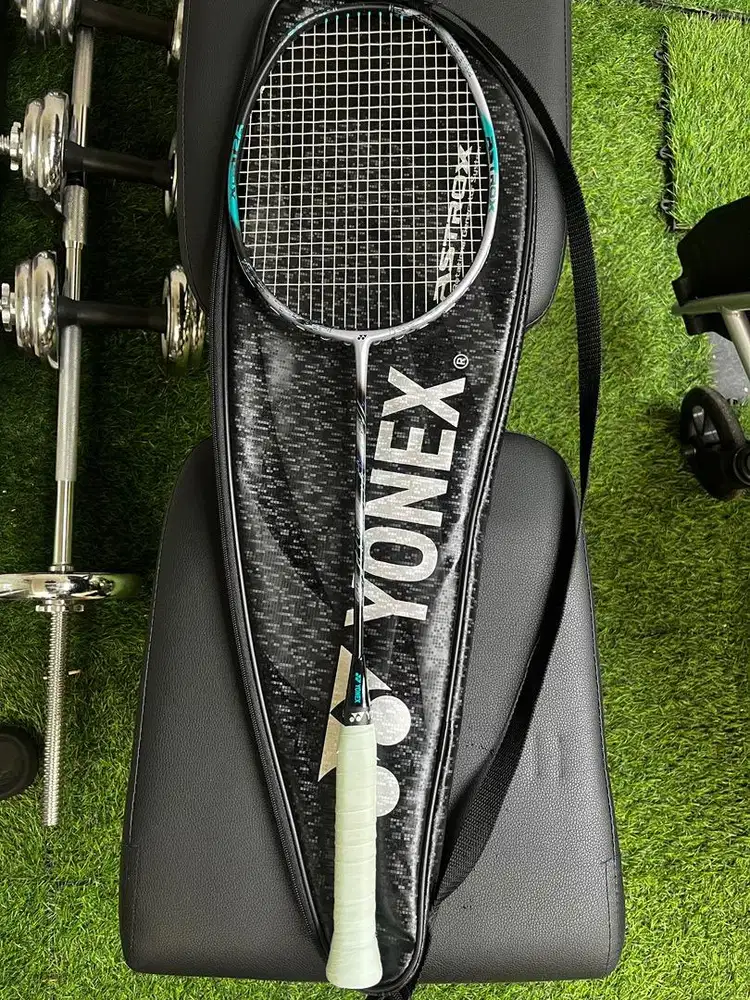 Raket Yonex Astrox 88d Pro