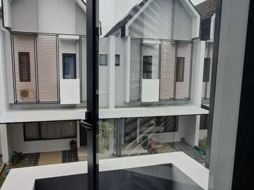 RUMAH CANTIK DI MYZA BSD CITY, COCOK UNTUK HUNIAN KELUARGA