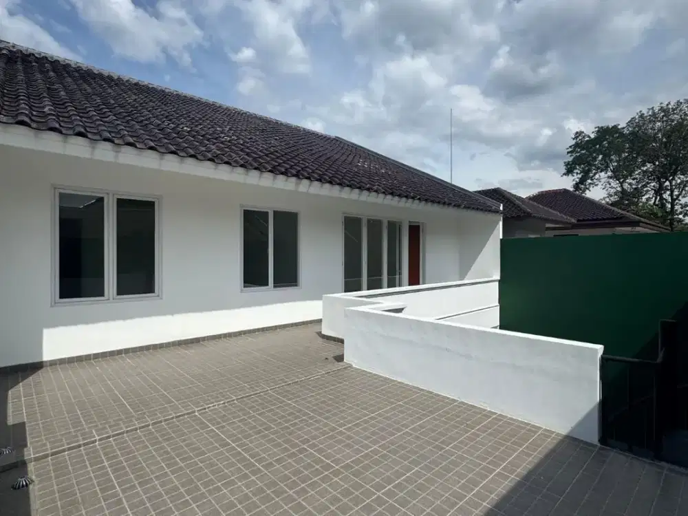 Rumah Baru Luas Siap Huni Strategis di Taman Bromo Lippo Karawaci