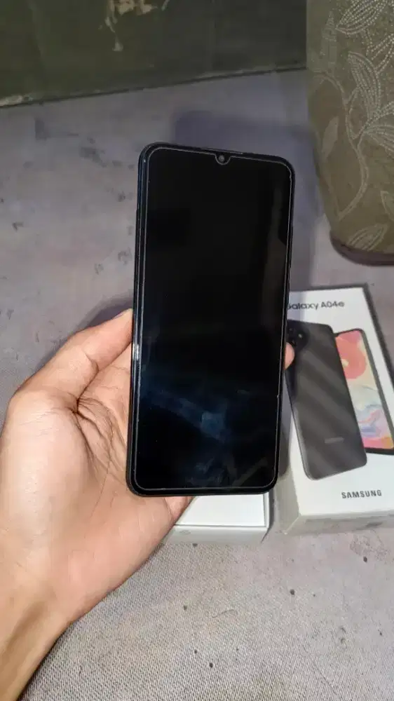 SAMSUNG GALAXY A04E (Minus Deskripsi)