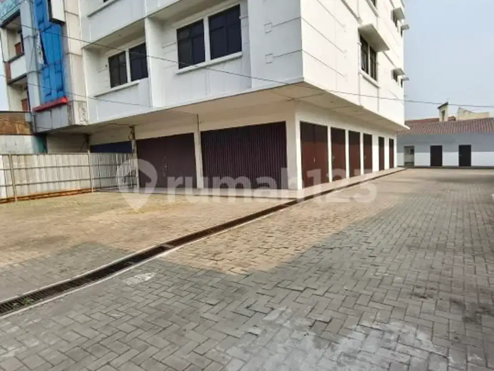 Investasi Langka! 6 Ruko Gandeng SHM di Jalan Raya Bogor