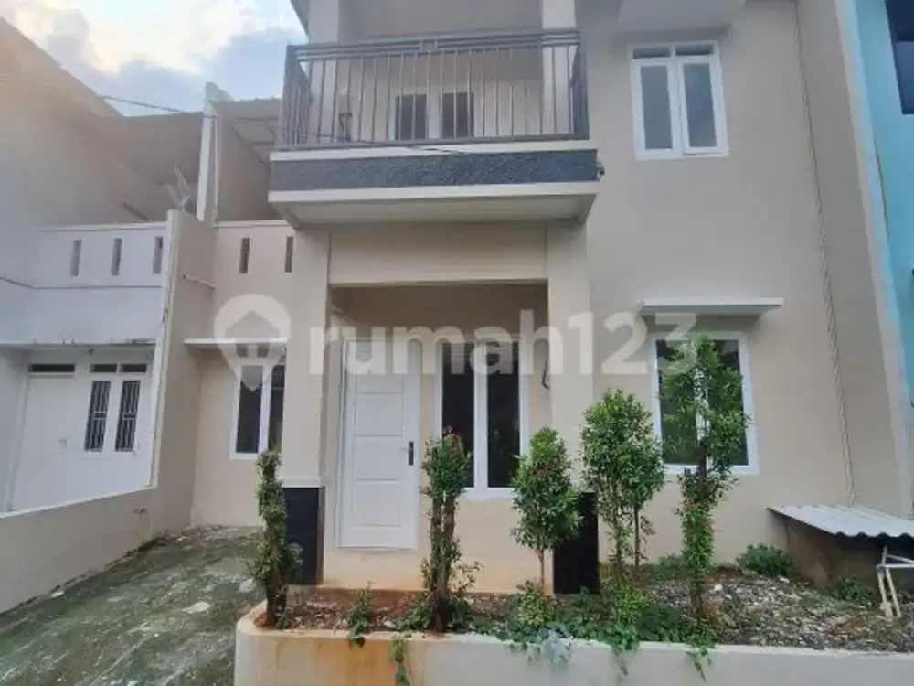 Dijual Rumah 2 Lantai SHM Harga 620 Jutaan, Siap Huni!