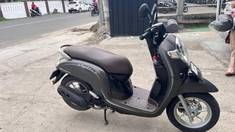 Dijual motor scoopy pemakaian pribadi
