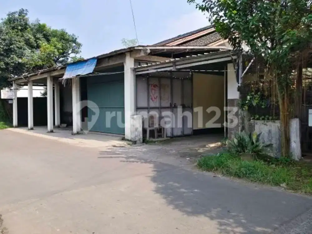 SHM! Rumah + 4 Pintu Kontrakan Aktif di Jalan Golf Ciriung Cibinong