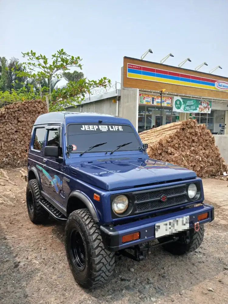 Dijual Katana GX Tahun 2001, Pemakaian 2002.