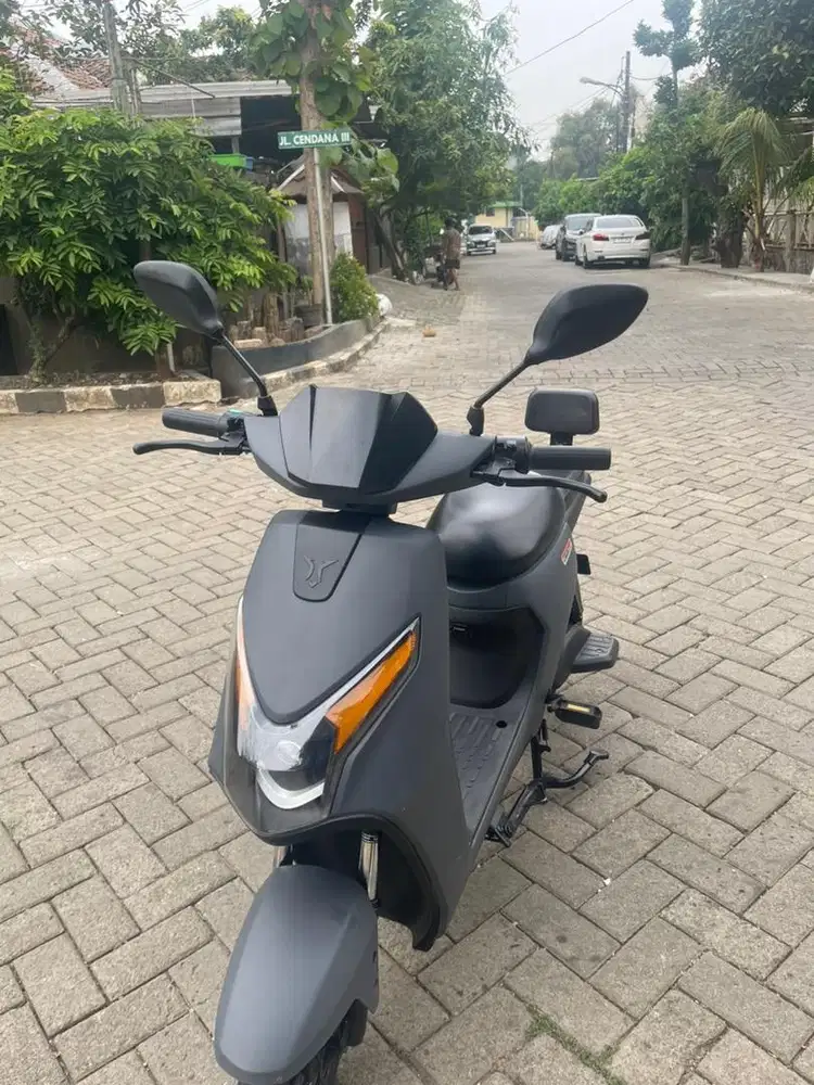 Sepeda Listrik Uwinfly