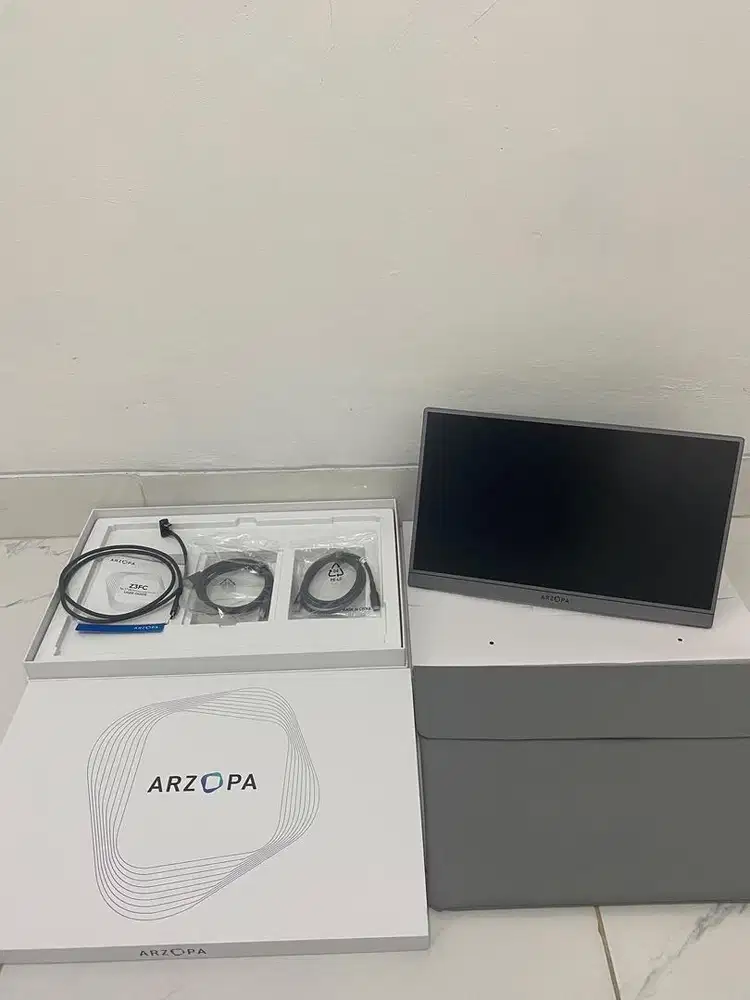 ARZOPA Z3FC Monitor Portable Gaming 16.1' 180Hz 2.5K QHD