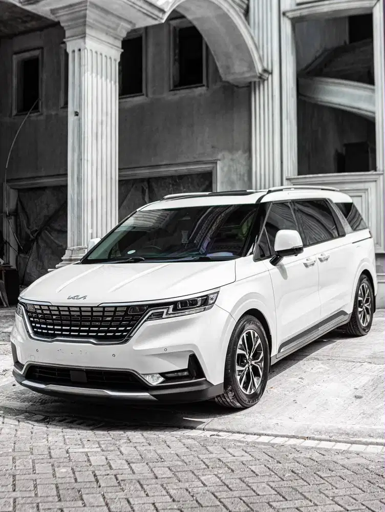 KIA Grand Carnival Premiere 2023 11 Seater White Black 478JT!