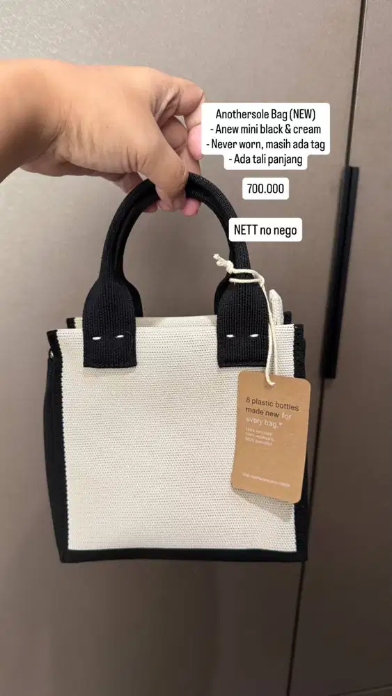 anothersole ANEW Mini Bag Hitam Cream – Baru dengan Tag