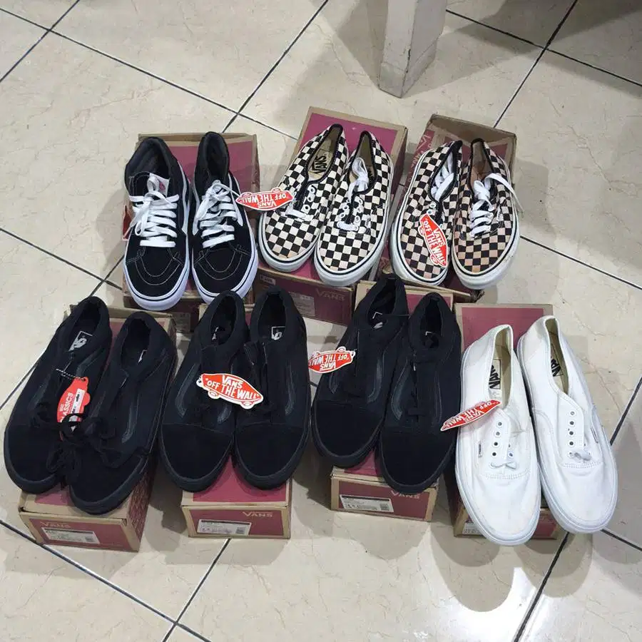Sepatu Defect Deadstok Borongan Ecer