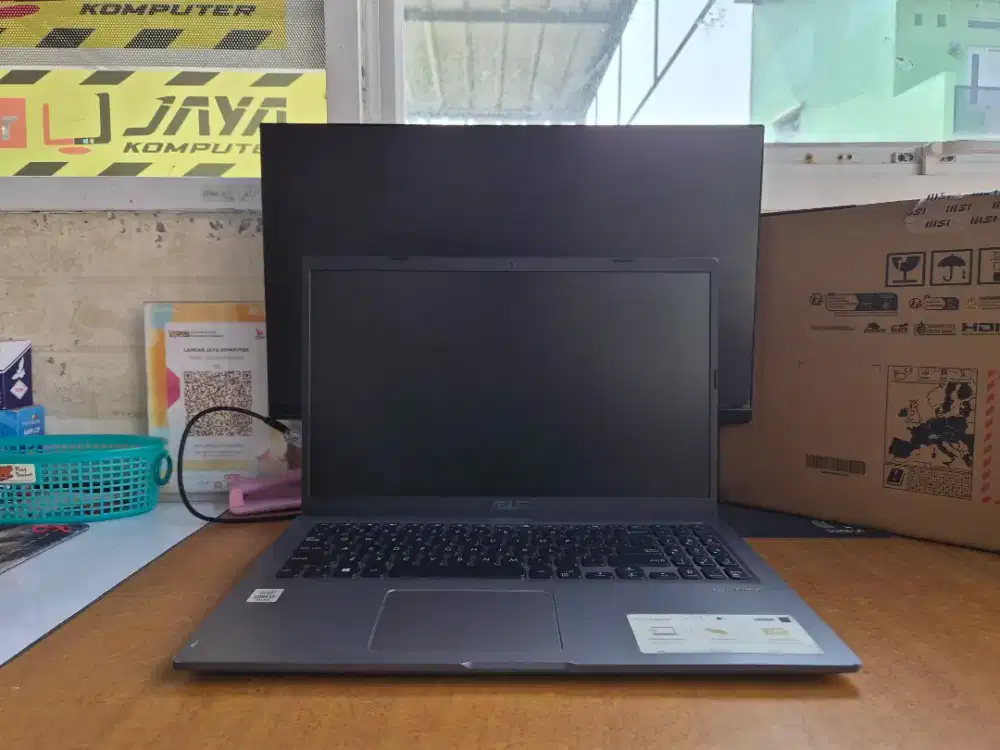 Asus VivoBook 15 Laptop Multimedia Layar Lega Model Baru Kaka
