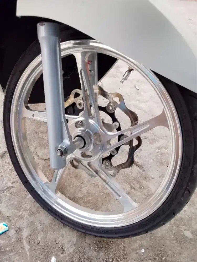 Pelk delkevik r17 for honda 110 + ban D/B masih tebal