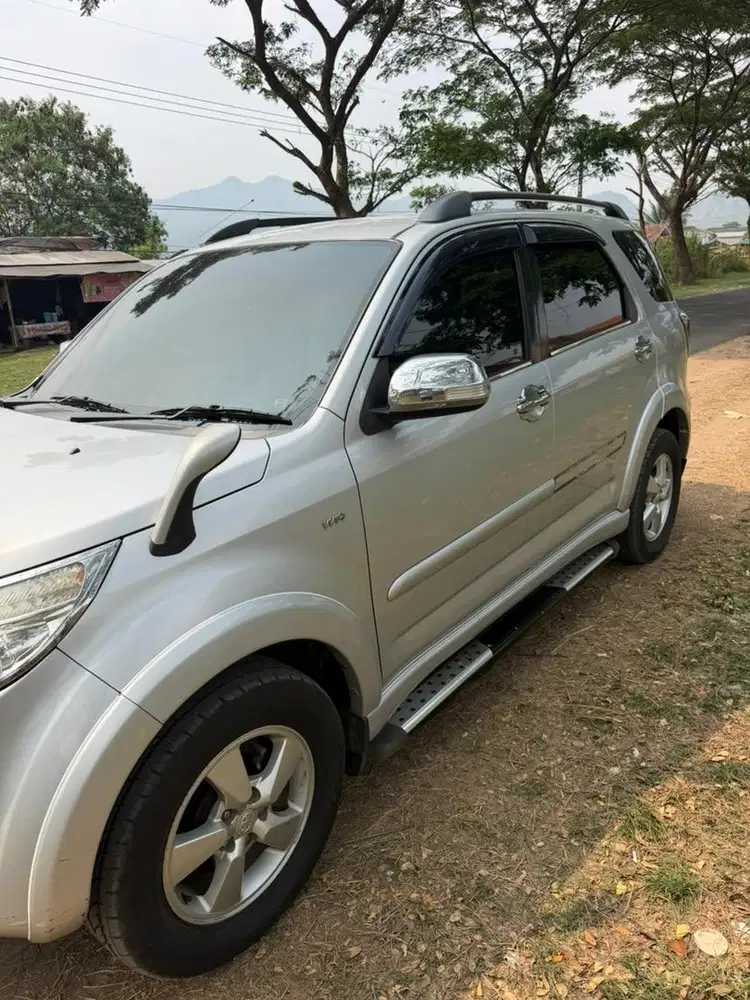 Bismillah for sale toyota rush 2010 tips S