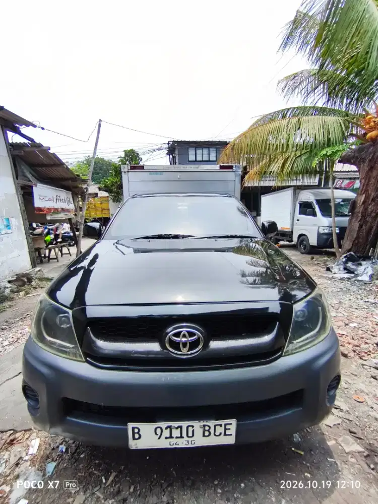 TOYOTA HILUX BOX PUMA ALMU TAHUN 2011