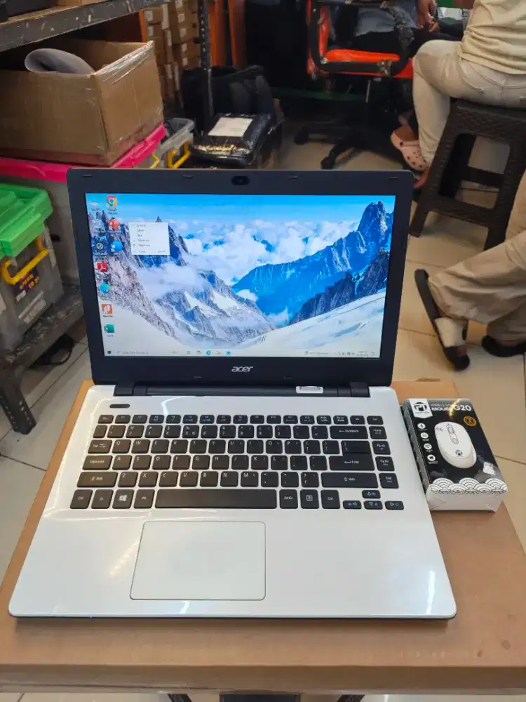 Laptop kebutuhan anak sekolah nih ga lemot sudah SSD lancar jayaaa