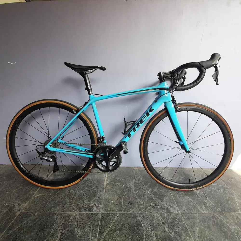 road bike Trek emonda