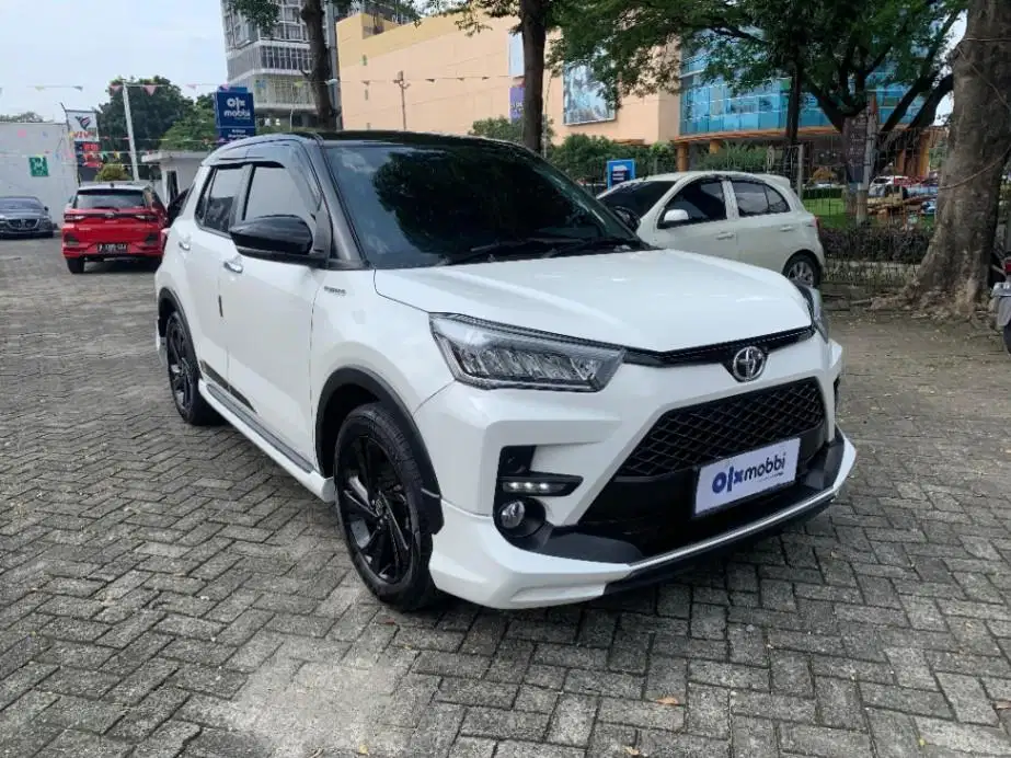DP MURAH Toyota Raize 1.0 GR Sport Two Tone Bensin-AT 2021  C1DDB