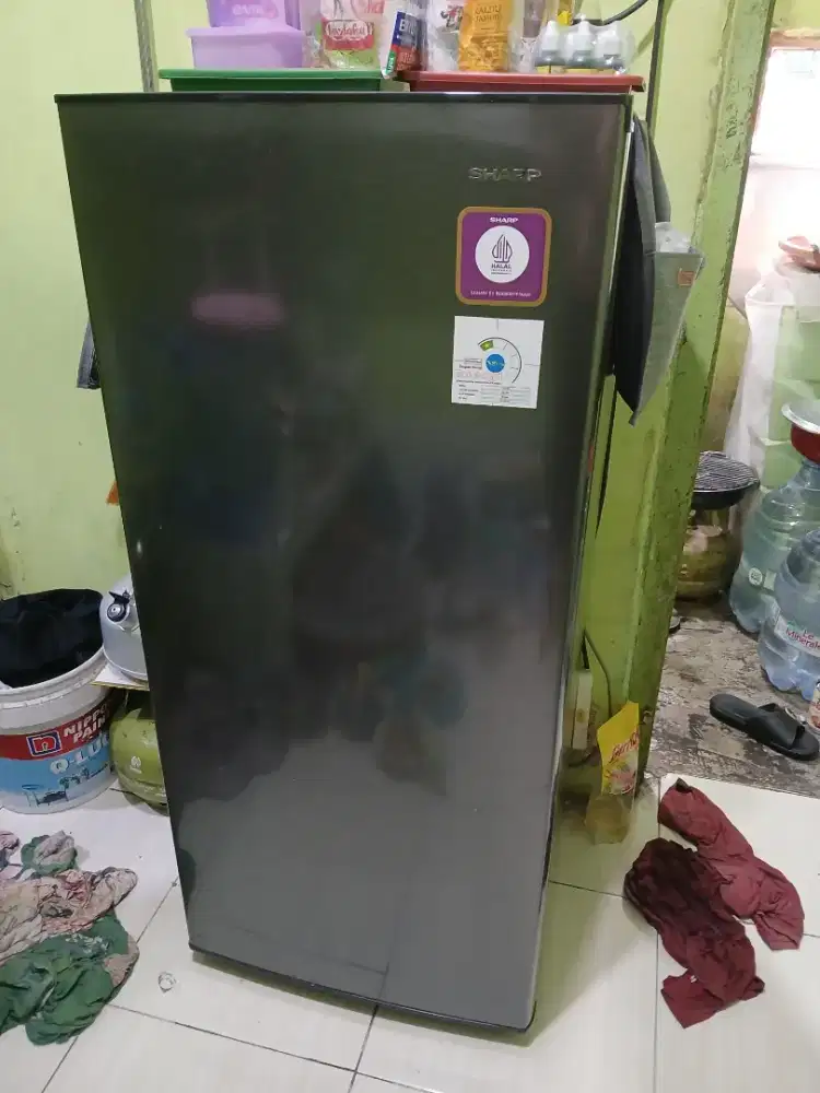 Jual kulkas 1 pintu merk sharf