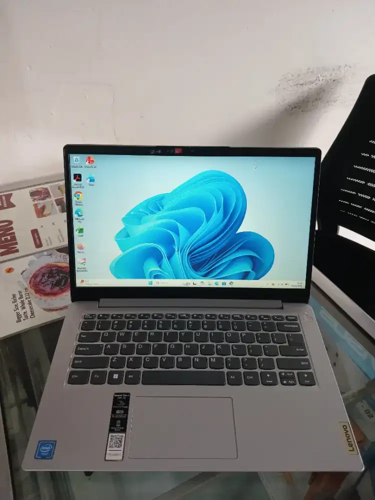 Laptop Lenovo Ideapad Slim 1i Intel N4020 Ram 8 Ssd 256