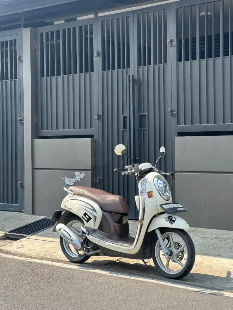 Honda Scoopy 2014