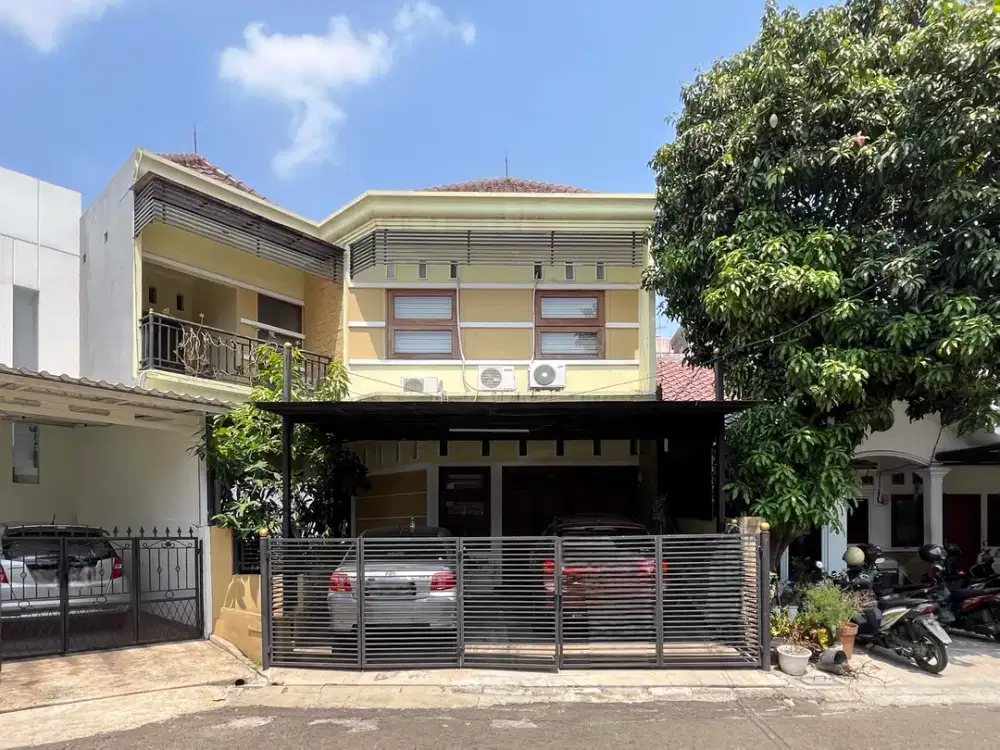 Rumah Siap Huni di Raffless Hills, Cibubur
