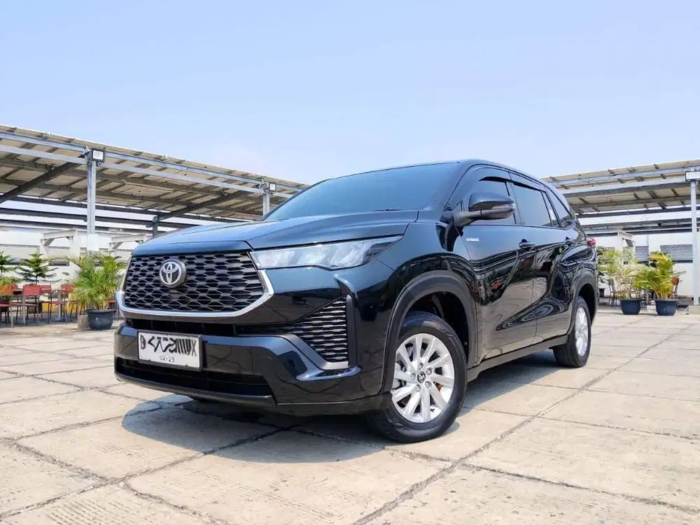 Zenix G Hybrid CVT 2024 Hitam