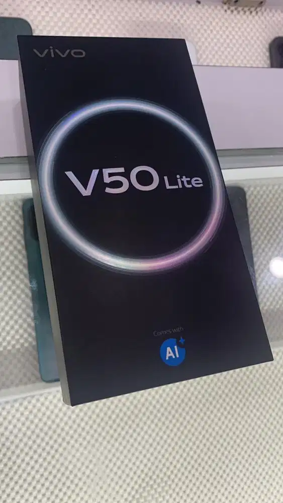 Vivo v50 lite 8/128