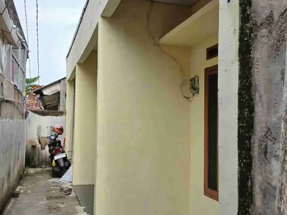 Di jual 3 yunit kontrakan terisi full lokasi jln hj Basir pondok kacang barat Tangerang selatan