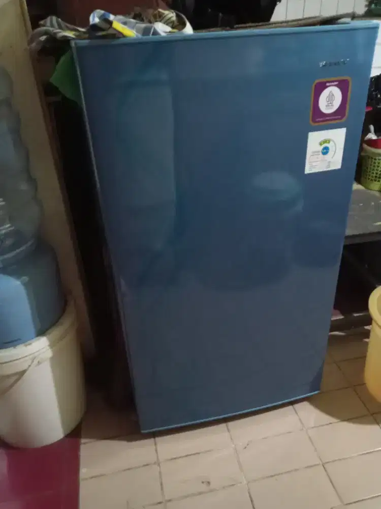 DIJUAL KULKAS SHARP 1 PINTU – MULUS & SIAP PAKAI