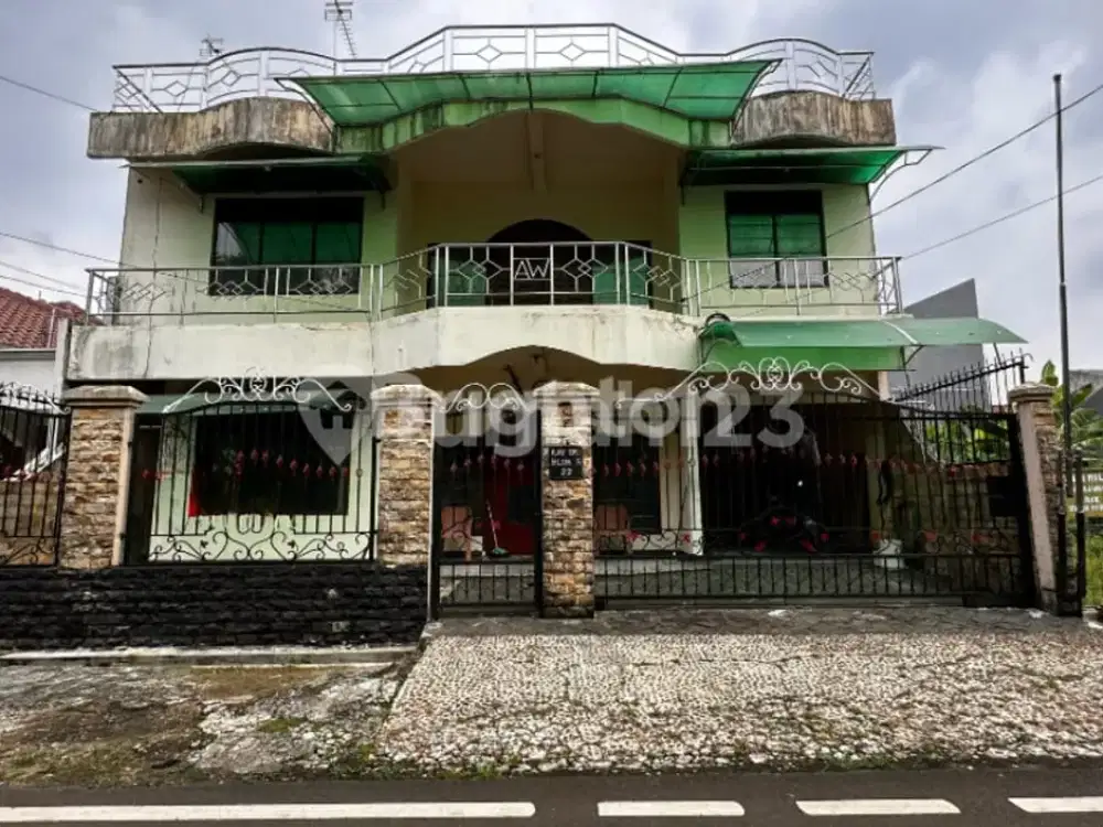 RUMAH KAV DKI JAKSEL 2.5 LANTAI SIAP HUNI LINGKUNGAN AMAN NYAMAN DAN ASRI