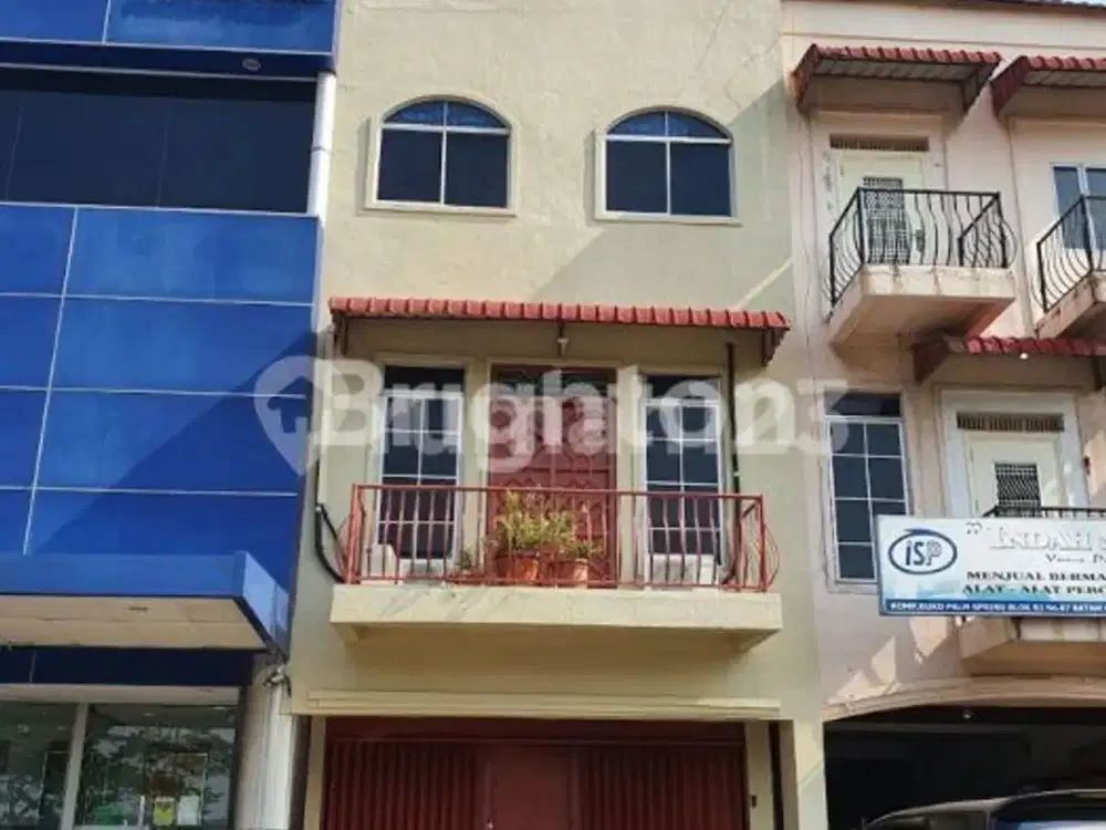 RUKO 4,5 LANTAI LOKASI STRATEGIS RING 1 BATAM CENTRE