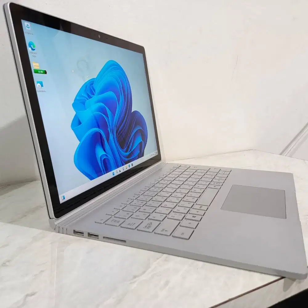 LAPTOP MICROSOFT i5 GEN 8 – RAM 8GB – SSD 256GB – NON TOUCHSCREEN