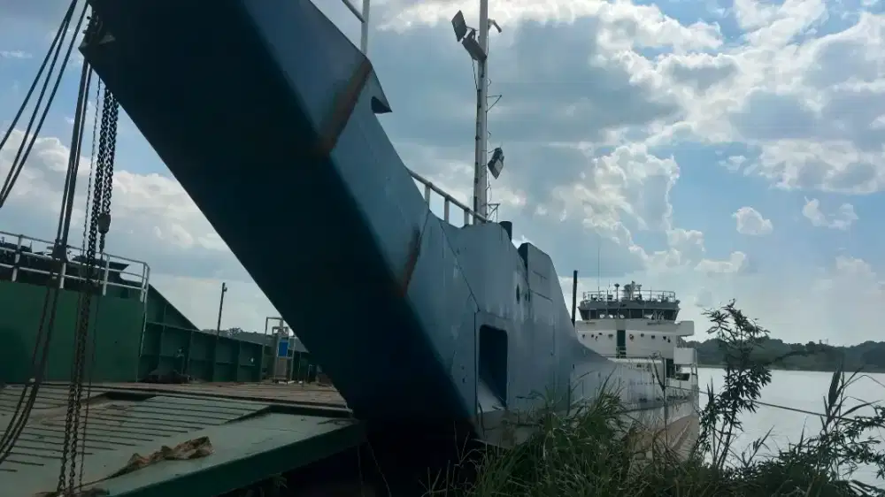 Jual Kapal LCT 900 Dwt Tahun 2024