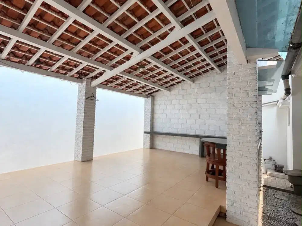 Disewakan Rumah 3 Kamar Full Furnished SHM di Residence One BS-19423