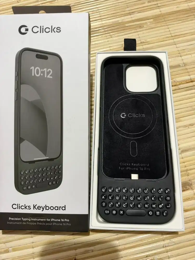 CLICKS CASE KEYBOARD IPHONE 16 PRO