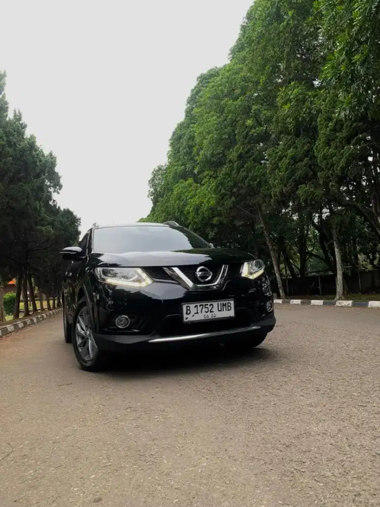 Nissam Xtrail 2,5 at