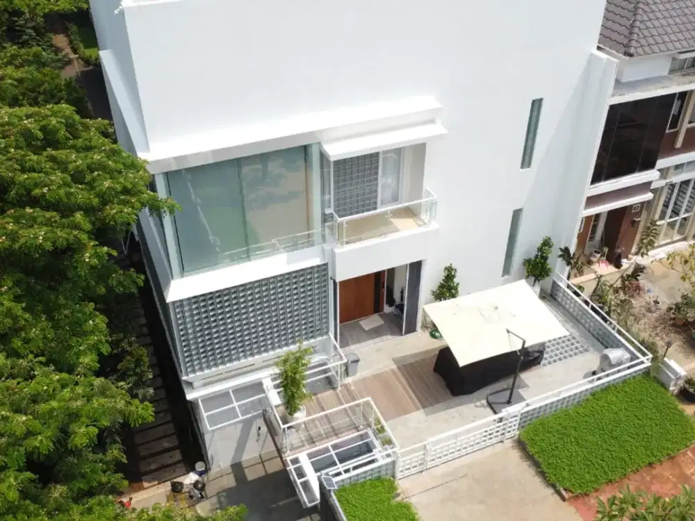 RUMAH MEWAH CANTIK DESAIN MODERN HOOK DI PIK