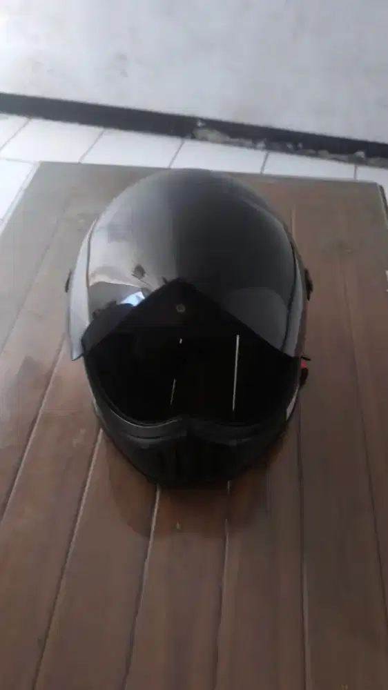 Helm Cakil minus lecet pemakaian