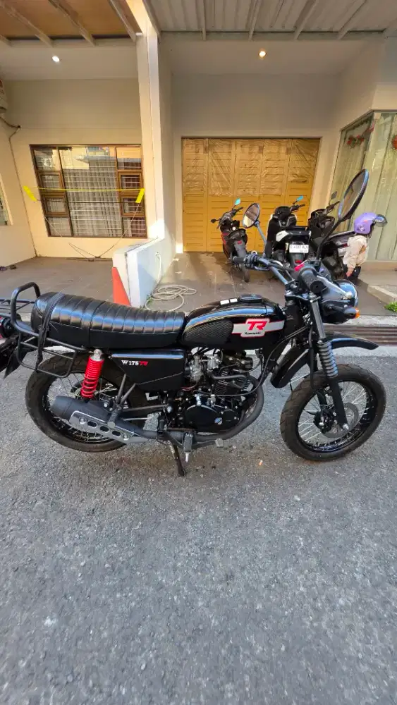 KAWASAKI 175 TR CARBU MULUS